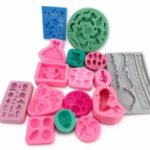 16-Piece Silicone Mold Bundle – Mermaid, Fashion & Seasonal Designs