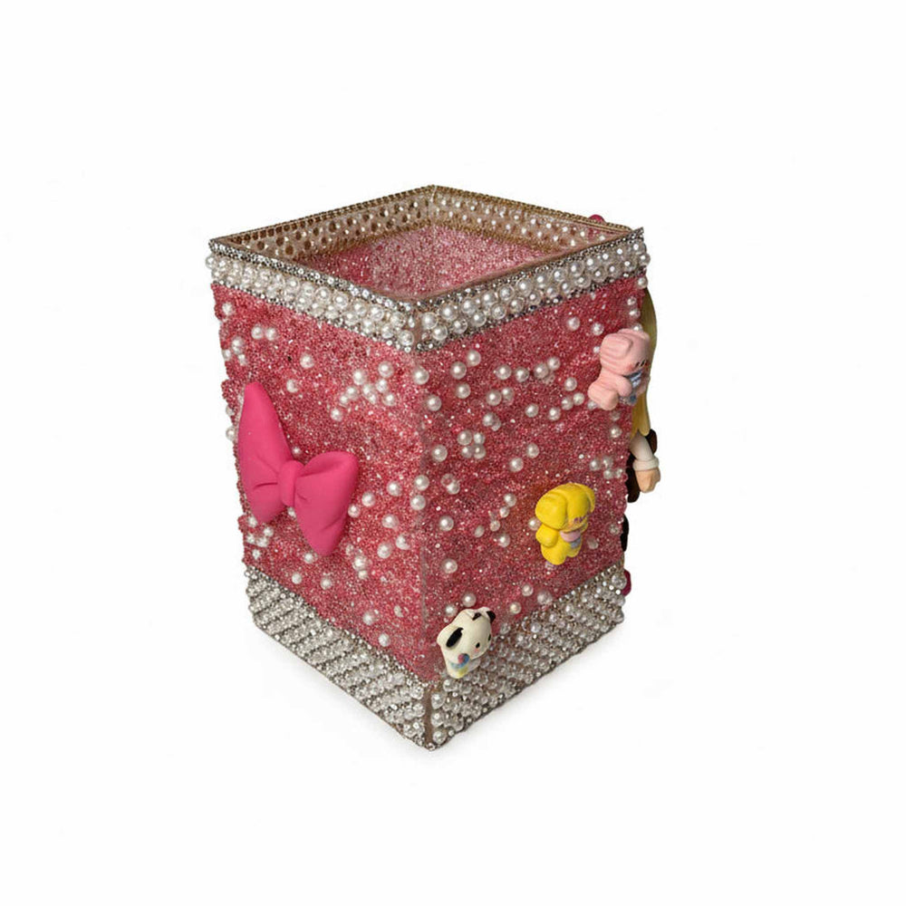 Decorative pink penholder  decorated with pet cute charms