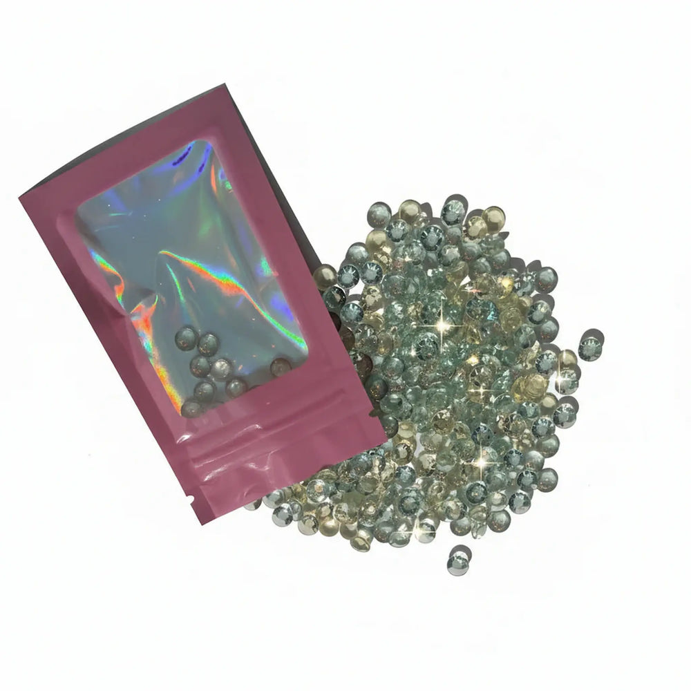 Faceted blue clear acrylic gem scatters for mirror decoration and resin art