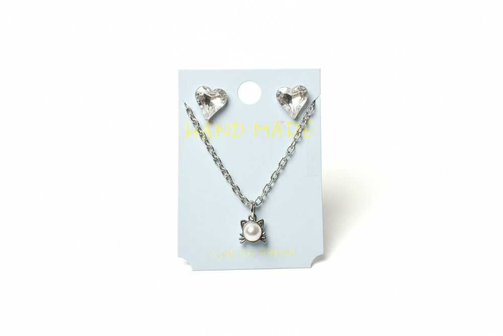 Handmade Silver-Tone Cat Pendant Necklace with Pearl and Heart Crystal 