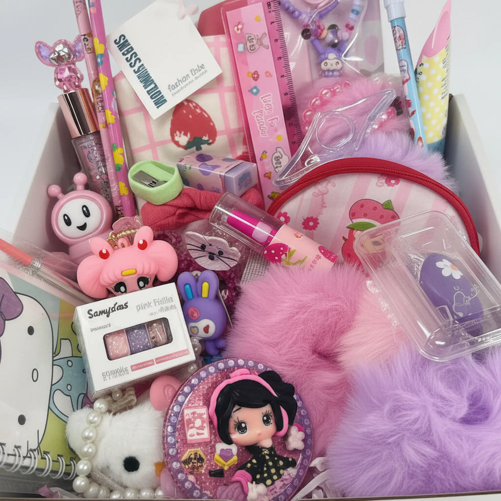 Kawaii girl gift set with glitter compact mirror, coin pouch, lip gloss, bracelets and novelty keychains