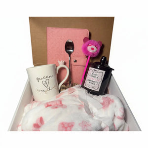 Luxurious Pink Kawaii Gift Set - Blanket, Candle & Essentials